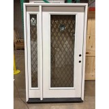 #Z082601 6'8" Diamond Full Lite Fiberglass with One Sidelite